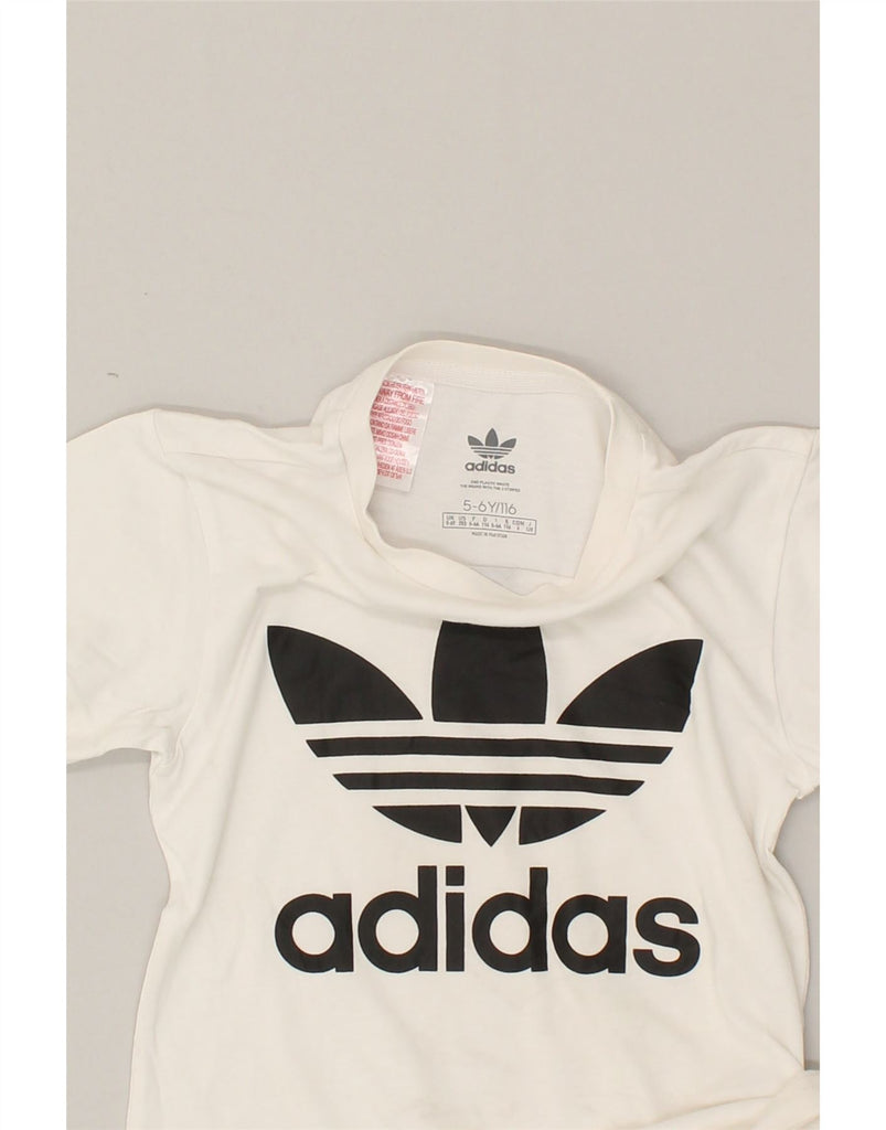 ADIDAS Boys Graphic T-Shirt Top 5-6 Years White Cotton | Vintage Adidas | Thrift | Second-Hand Adidas | Used Clothing | Messina Hembry 