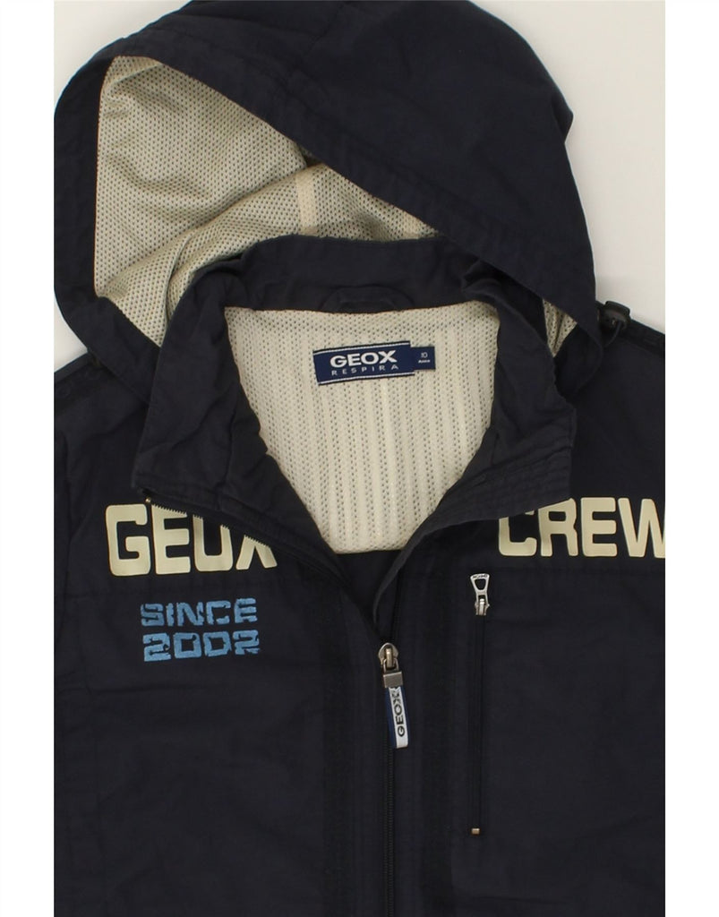 GEOX Boys Graphic Hooded Windbreaker Jacket 9-10 Years Navy Blue Cotton | Vintage Geox | Thrift | Second-Hand Geox | Used Clothing | Messina Hembry 