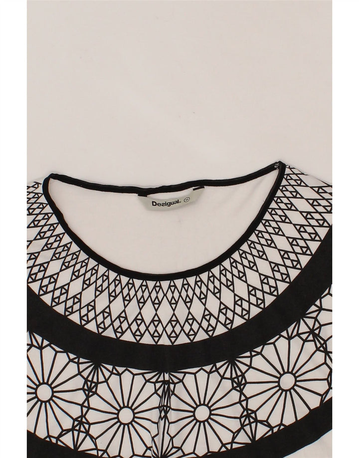 DESIGUAL Womens Sleeveless Blouse Top UK 14 Medium White Fair Isle Lyocell Vintage Desigual and Second-Hand Desigual from Messina Hembry 