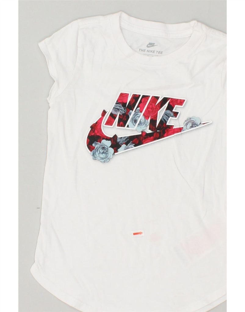 NIKE Girls Athletic Cut Graphic T-Shirt Top 5-6 Years Small White Floral | Vintage Nike | Thrift | Second-Hand Nike | Used Clothing | Messina Hembry 