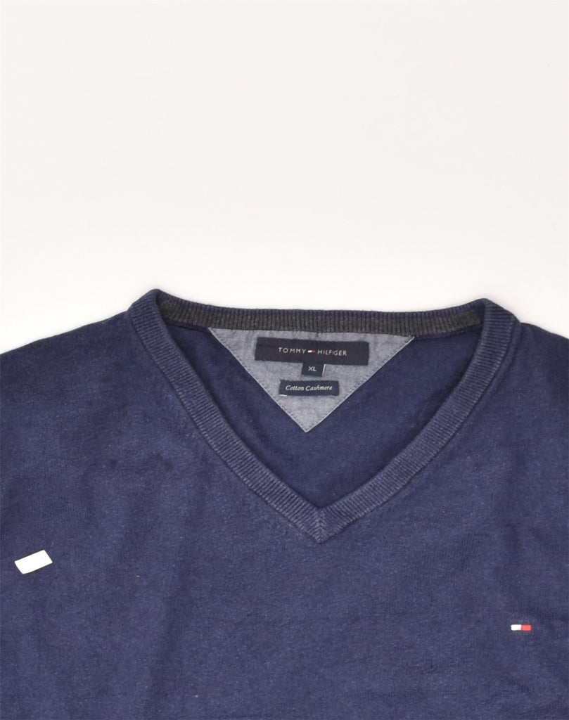 TOMMY HILFIGER Mens V-Neck Jumper Sweater XL Navy Blue Cotton | Vintage Tommy Hilfiger | Thrift | Second-Hand Tommy Hilfiger | Used Clothing | Messina Hembry 