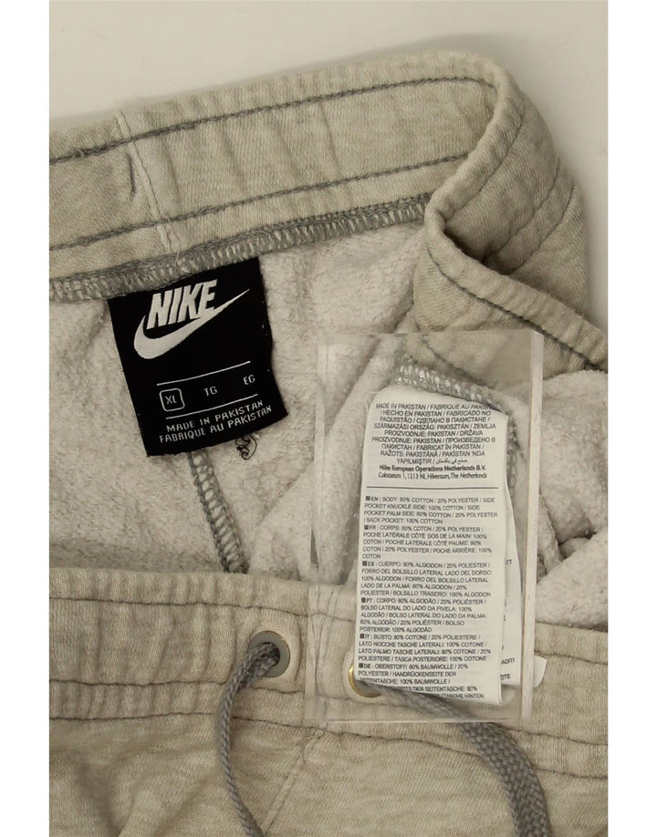 NIKE Mens Tracksuit Trousers XL Grey Polyester Vintage Nike and Second-Hand Nike from Messina Hembry 