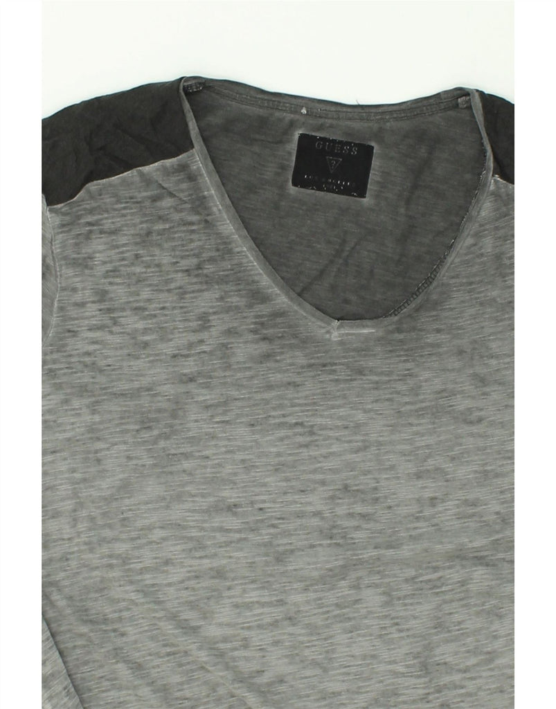 GUESS Mens T-Shirt Top Medium Grey Colourblock | Vintage Guess | Thrift | Second-Hand Guess | Used Clothing | Messina Hembry 