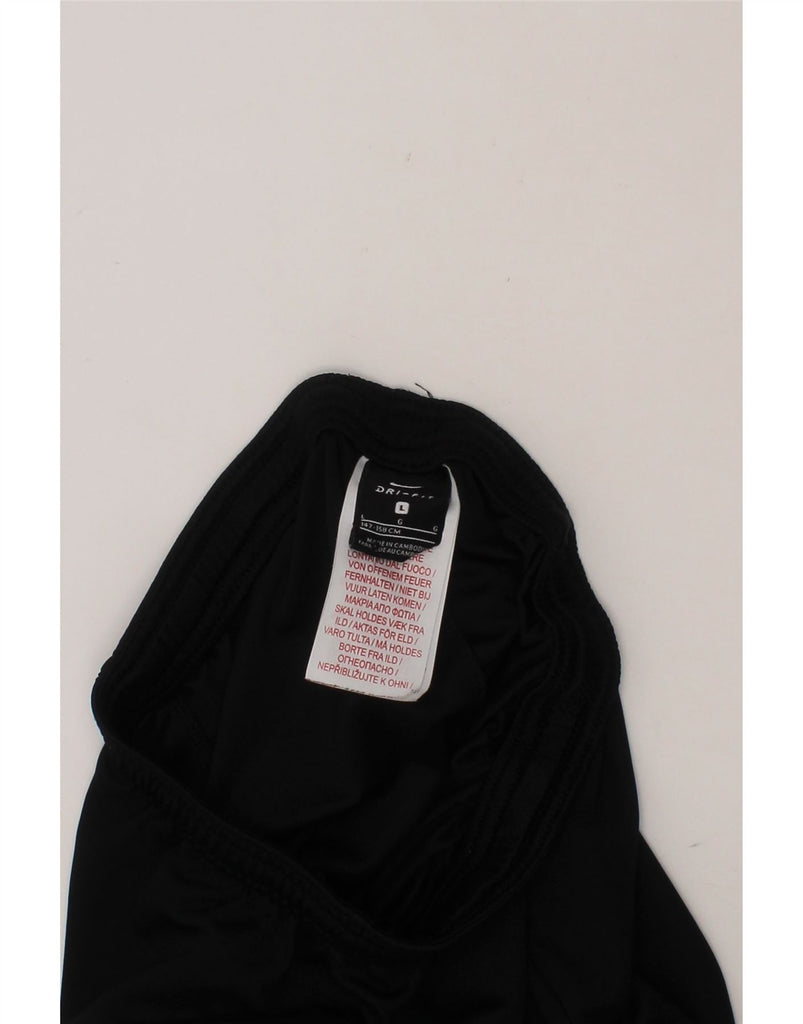 NIKE Boys Dri Fit Sport Shorts 12-13 Years Large Black Polyester Vintage Nike and Second-Hand Nike from Messina Hembry 