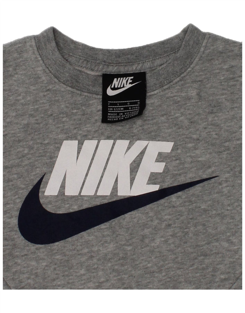 NIKE Boys Graphic Sweatshirt Jumper 6-7 Years Large  Grey Cotton | Vintage Nike | Thrift | Second-Hand Nike | Used Clothing | Messina Hembry 