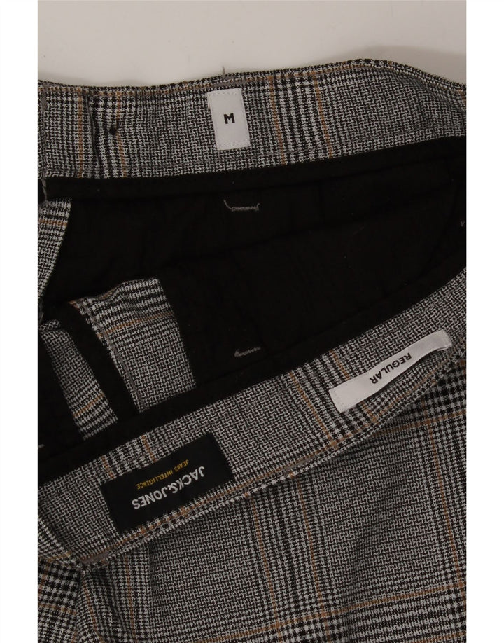 JACK & JONES Mens Regular Chino Shorts Medium W32 Grey Check Polyester Vintage Jack & Jones and Second-Hand Jack & Jones from Messina Hembry 