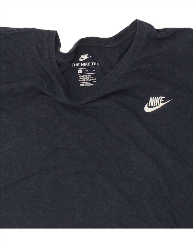 NIKE Mens Athletic Cut T-Shirt Top XL Navy Blue Cotton Vintage Nike and Second-Hand Nike from Messina Hembry 