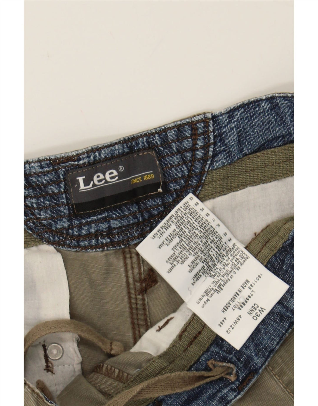 LEE Womens Cargo Shorts W30 Medium Green Cotton Vintage Lee and Second-Hand Lee from Messina Hembry 