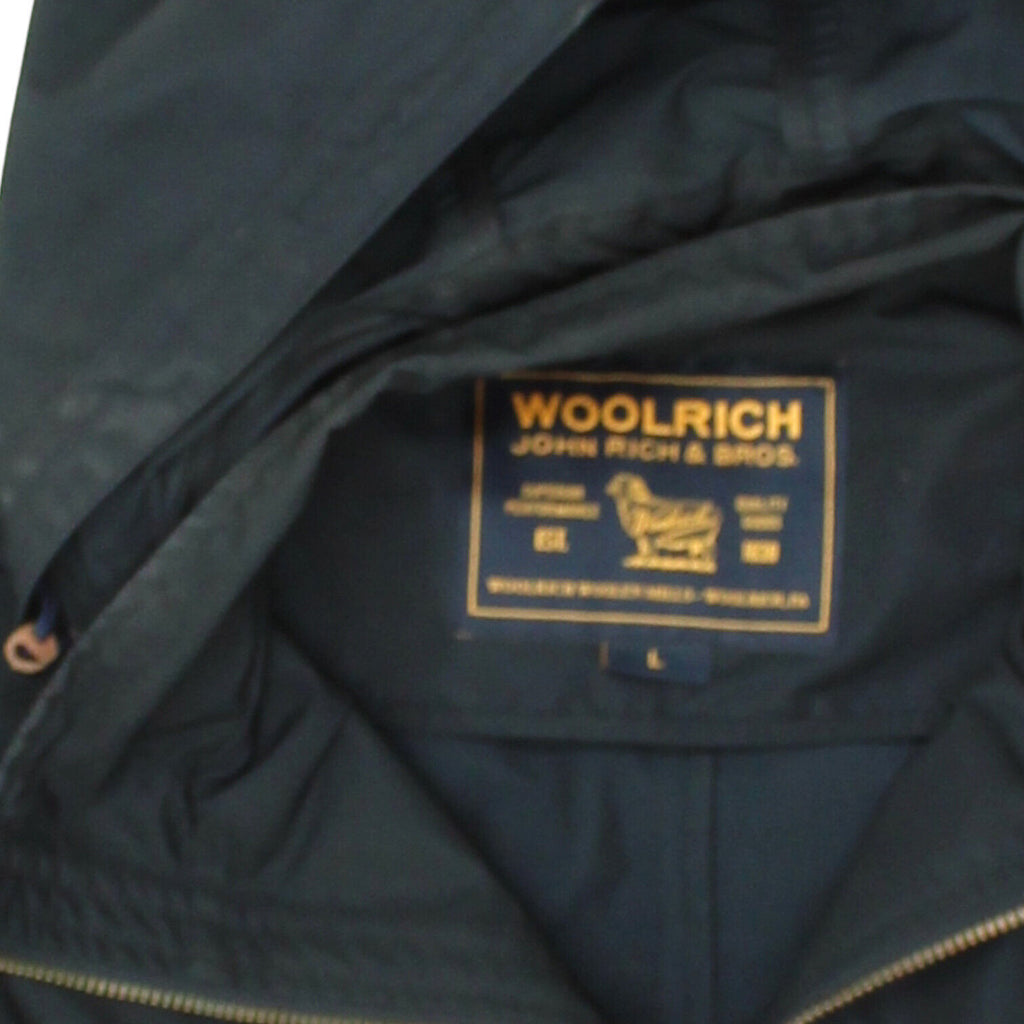 Woolrich Womens Navy Full Zip Up Hooded Rain Jacket | Vintage Designer Outdoors | Vintage Messina Hembry | Thrift | Second-Hand Messina Hembry | Used Clothing | Messina Hembry 