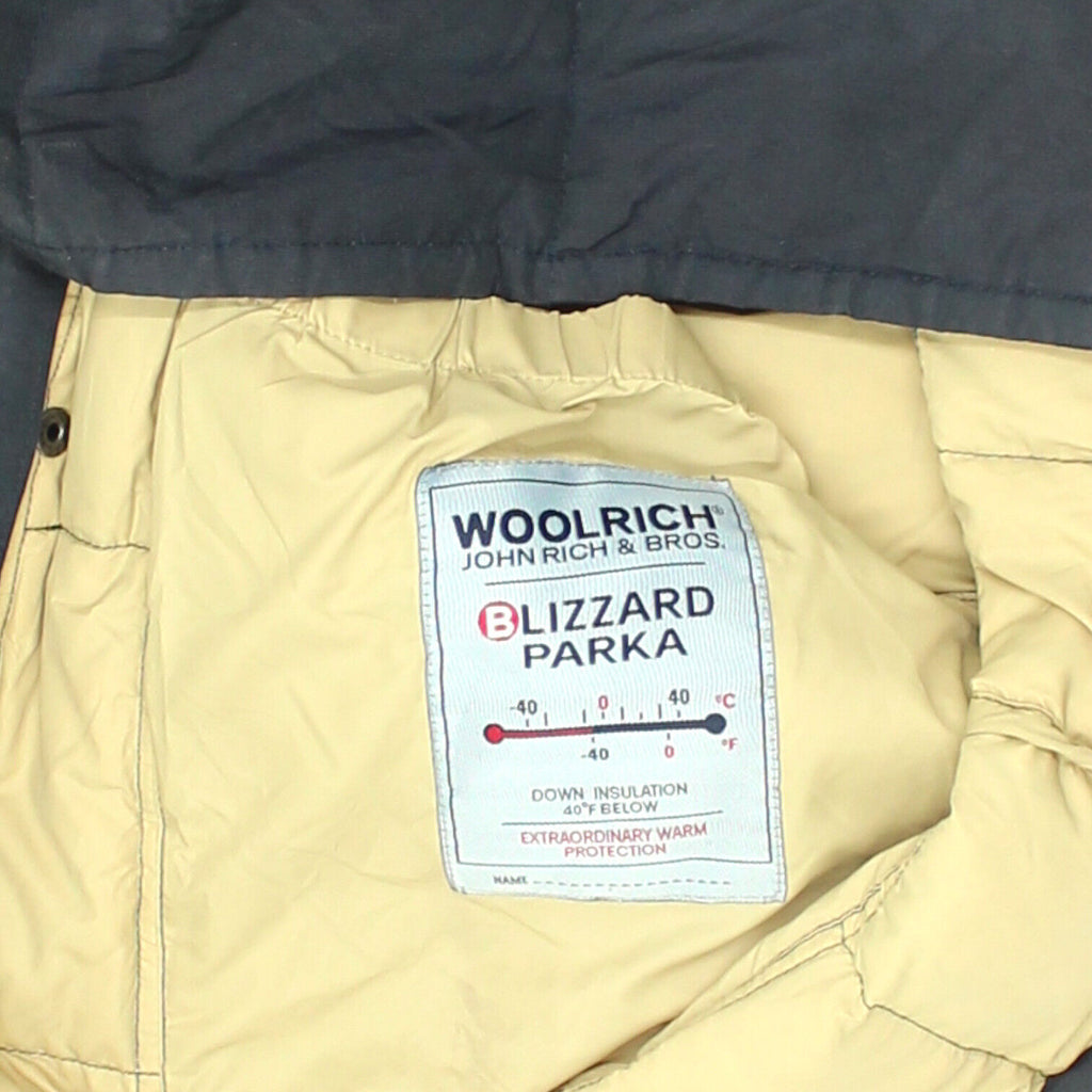 Woolrich Long Navy Winter Blizzard Parka Coat | Vintage High End Designer VTG | Vintage Messina Hembry | Thrift | Second-Hand Messina Hembry | Used Clothing | Messina Hembry 