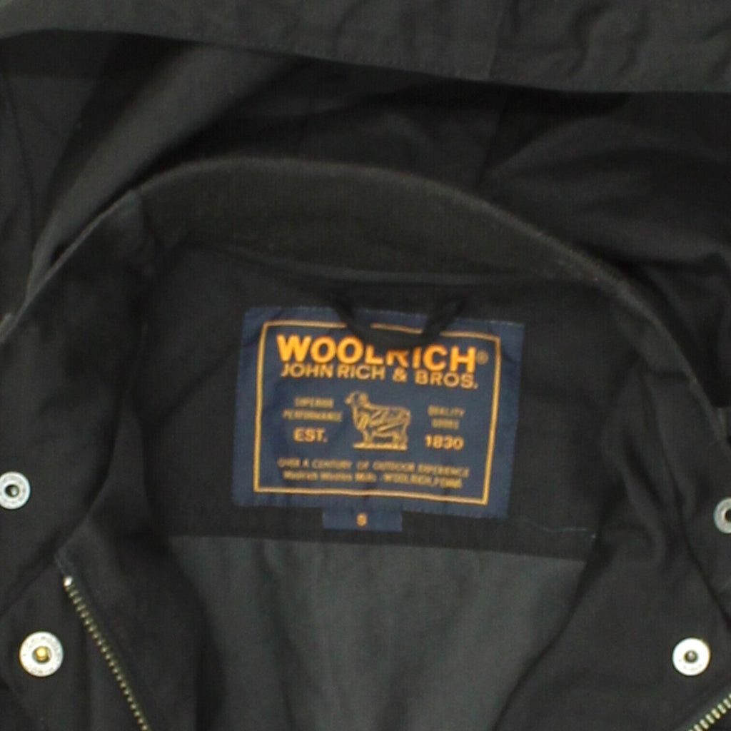 Woolrich Womens Black Nylon Bomber Style Hoodie Jacket | Vintage Designer VTG | Vintage Messina Hembry | Thrift | Second-Hand Messina Hembry | Used Clothing | Messina Hembry 