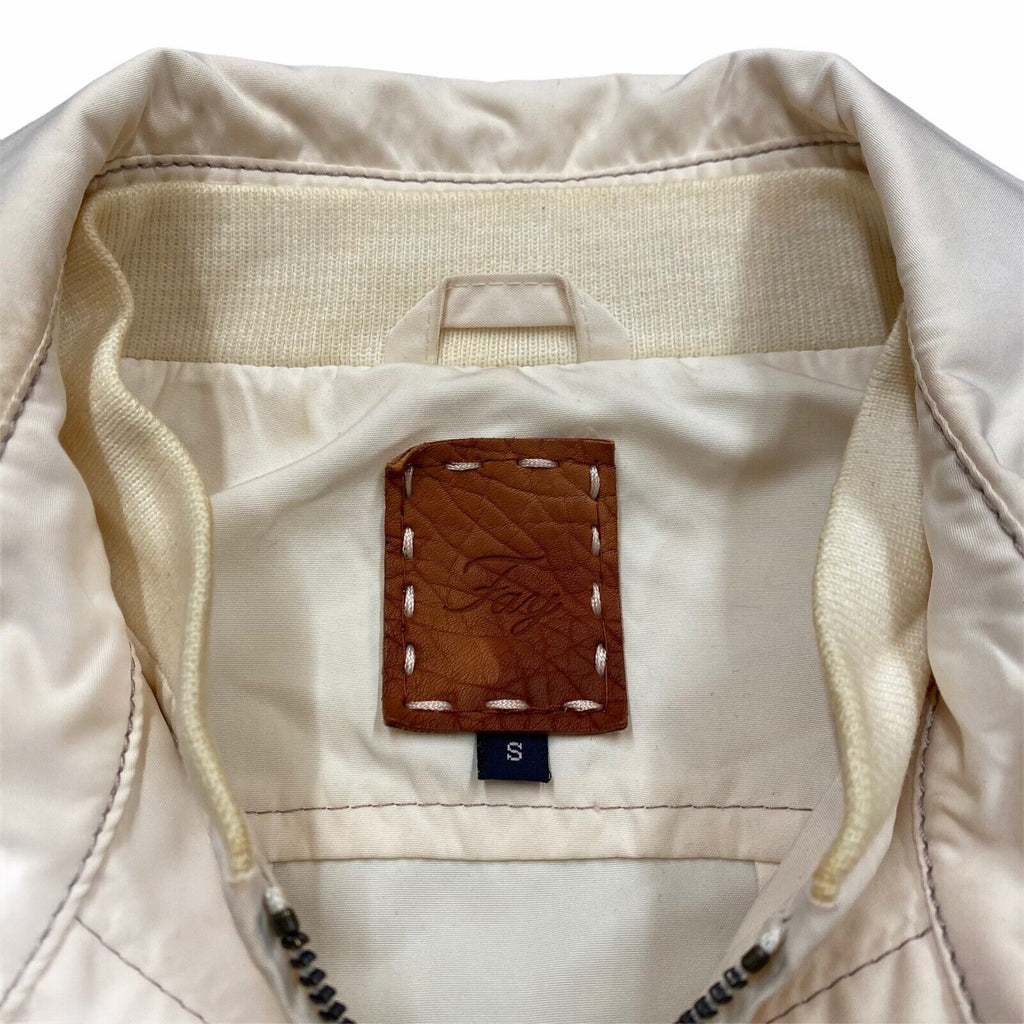 Fay Women's Nylon Jacket | Vintage Luxury High End Designer Beige Small VTG | Vintage Messina Hembry | Thrift | Second-Hand Messina Hembry | Used Clothing | Messina Hembry 