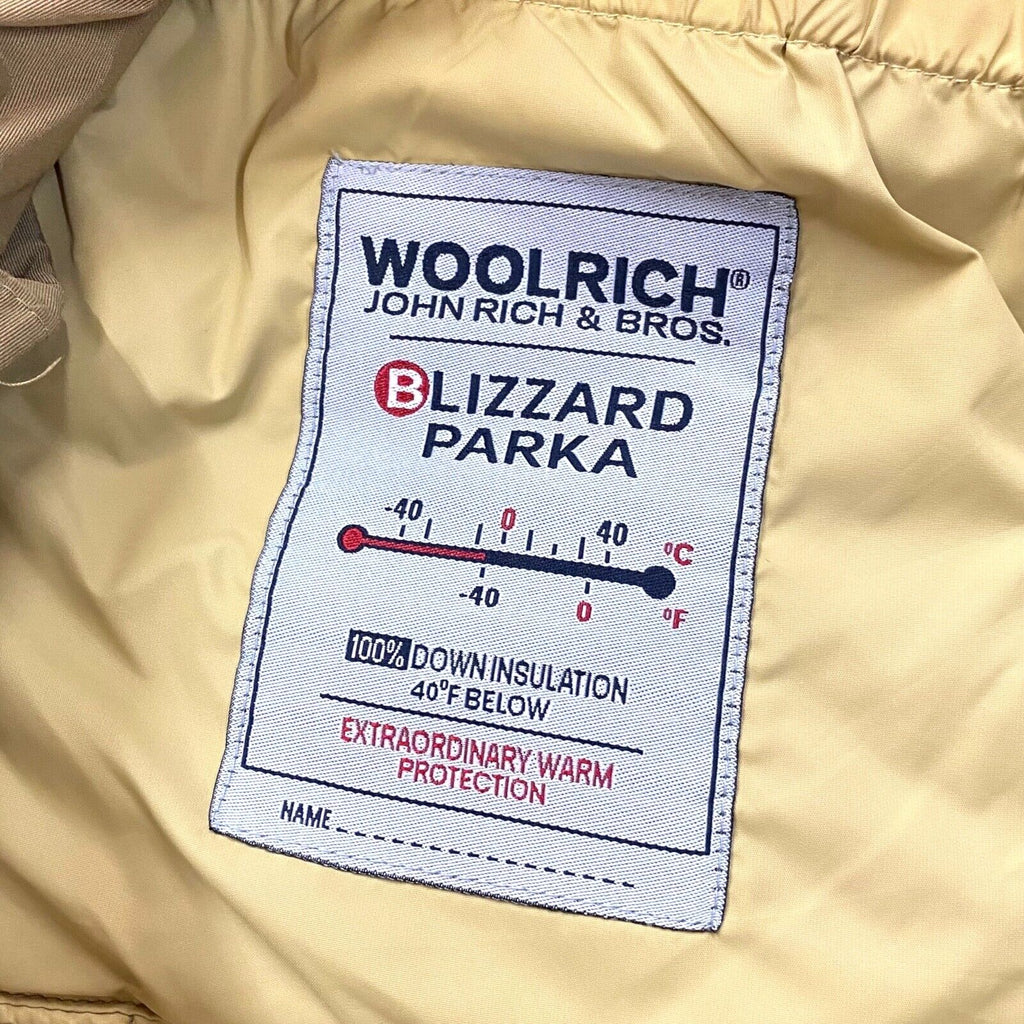 Woolrich Women's Down Padded Blizzard Parka Coat | Vintage Designer Beigey Grey | Vintage Messina Hembry | Thrift | Second-Hand Messina Hembry | Used Clothing | Messina Hembry 