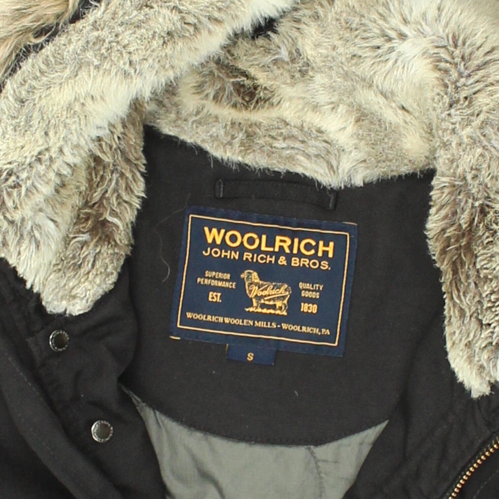 Woolrich Mens Black Quilted Faux Fur Parka Jacket | Vintage High End Designer | Vintage Messina Hembry | Thrift | Second-Hand Messina Hembry | Used Clothing | Messina Hembry 