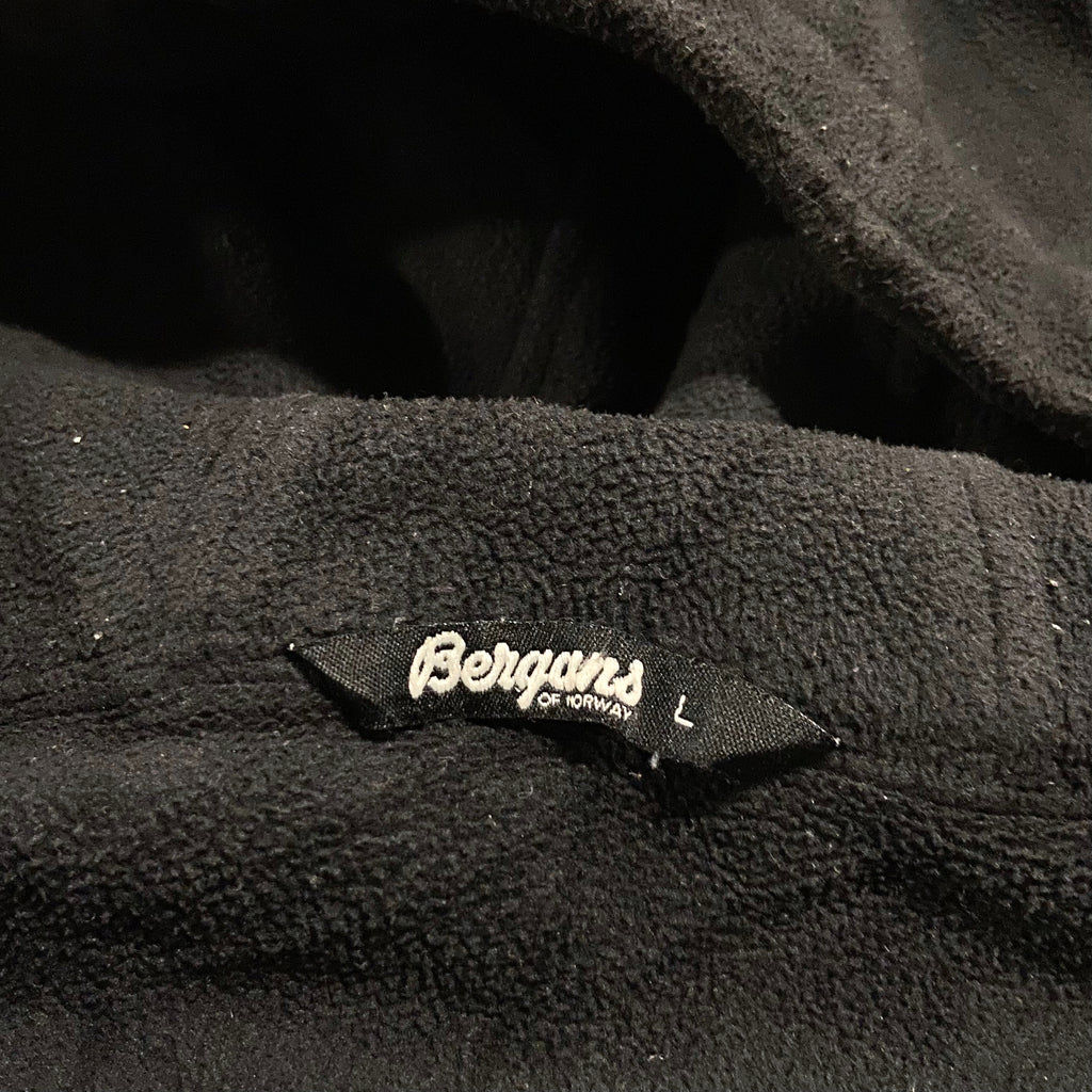 Bergans Of Norway Full Zip Fleece Hoodie | Vintage High End Hiking Gear Black | Vintage Messina Hembry | Thrift | Second-Hand Messina Hembry | Used Clothing | Messina Hembry 
