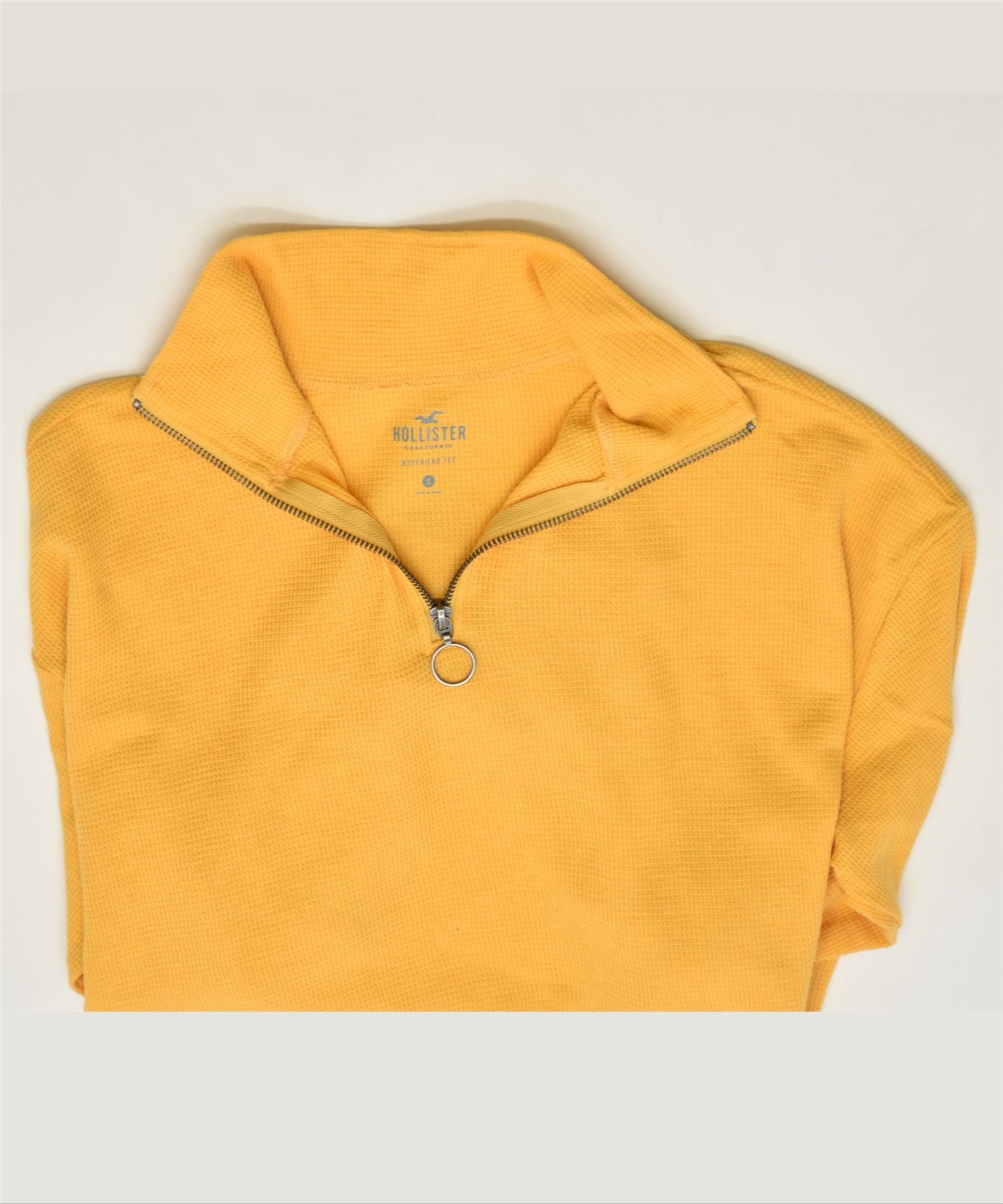 Hollister clearance yellow jumper