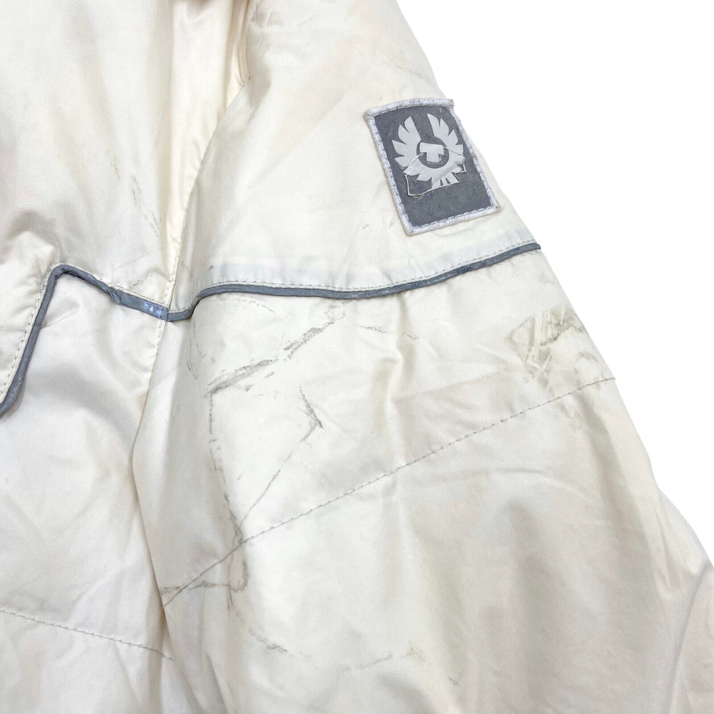 Belstaff Silver White Padded Winter Coat | Vintage High End Designer Puffer VTG | Vintage Messina Hembry | Thrift | Second-Hand Messina Hembry | Used Clothing | Messina Hembry 