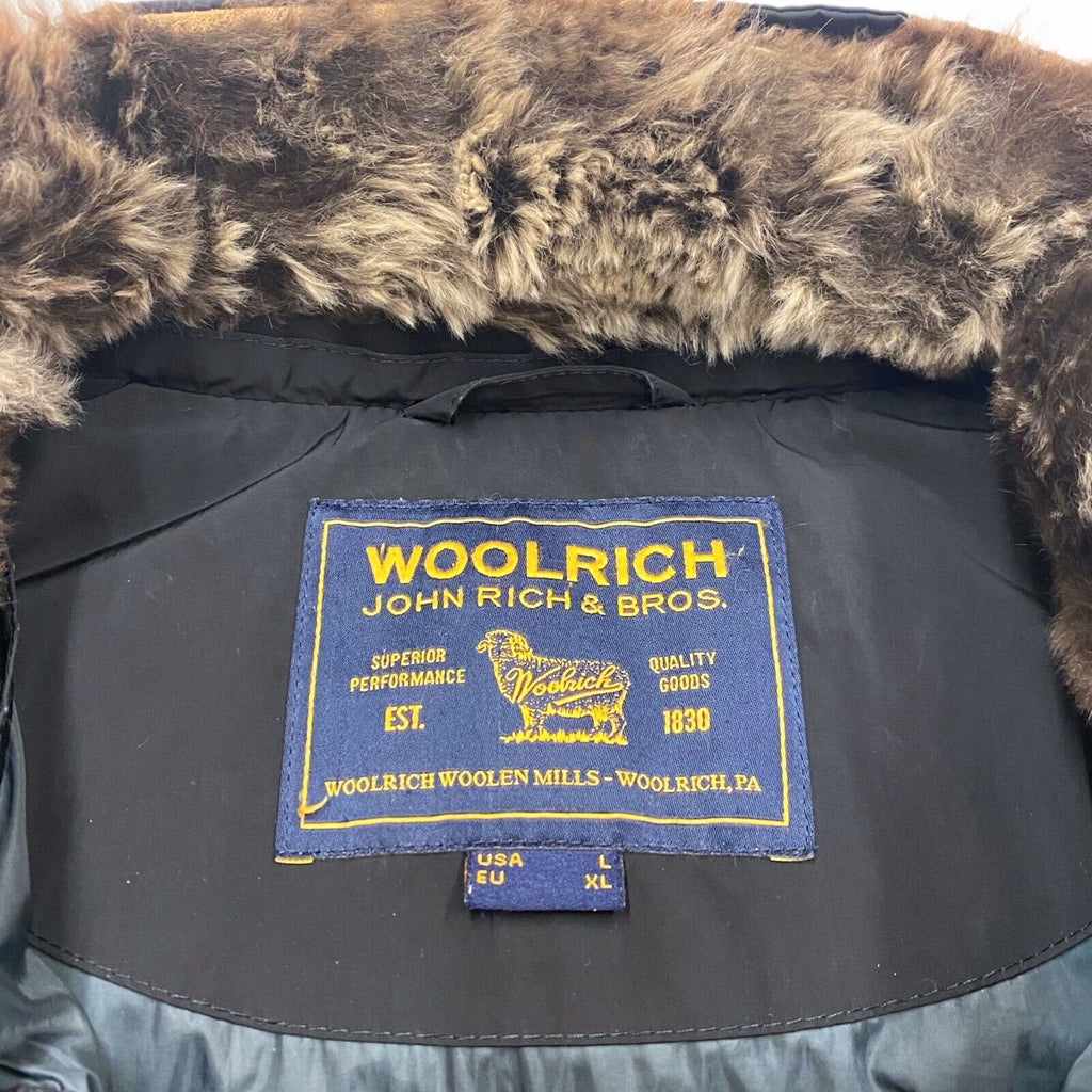 Woolrich Rabbit Trim Down Filled Padded Coat | Vintage Designer Black Jacket VTG | Vintage Messina Hembry | Thrift | Second-Hand Messina Hembry | Used Clothing | Messina Hembry 