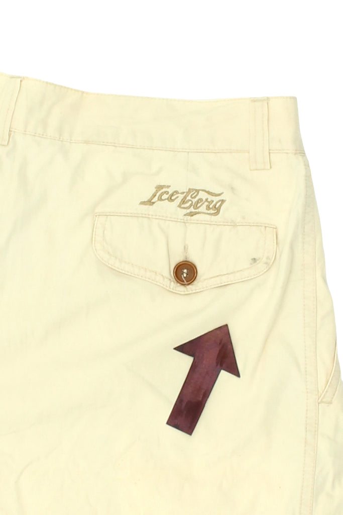 Iceberg Chino Shorts | Vintage High End Luxury Designer Beige Cotton VTG | Vintage Messina Hembry | Thrift | Second-Hand Messina Hembry | Used Clothing | Messina Hembry 