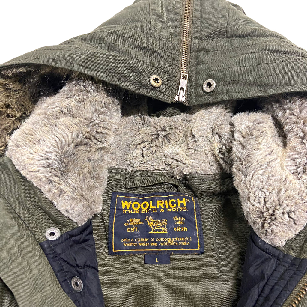 Woolrich Quilted Parka Jacket | Vintage High End Designer Green Winter Coat VTG | Vintage Messina Hembry | Thrift | Second-Hand Messina Hembry | Used Clothing | Messina Hembry 