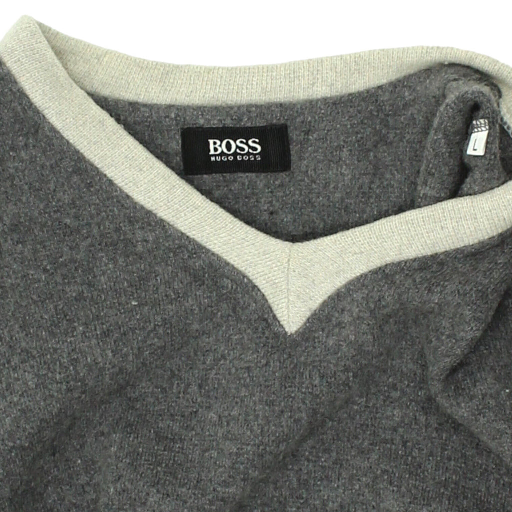 Hugo Boss Womens Grey Oversized Wool Knit Jumper | Vintage High End Designer VTG | Vintage Messina Hembry | Thrift | Second-Hand Messina Hembry | Used Clothing | Messina Hembry 